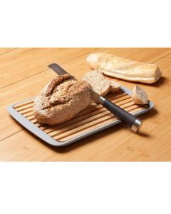 Brunner skär- och serveringsbräda